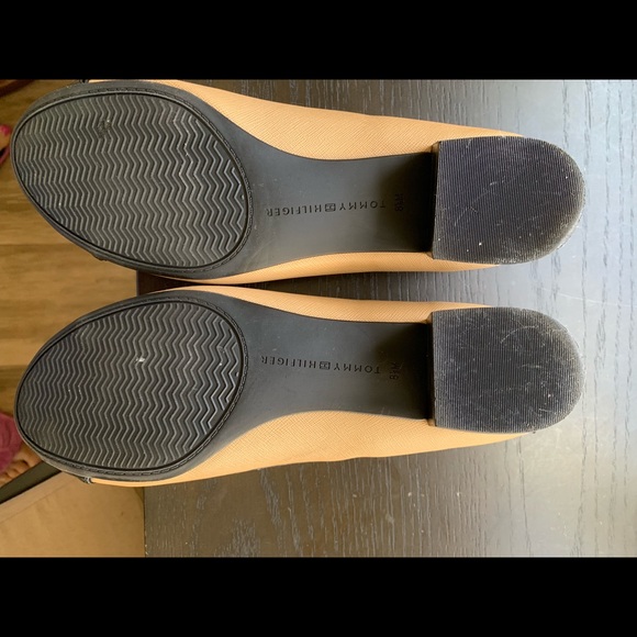 Tommy Hilfiger shoes size 8.5 almost new - Picture 5 of 7